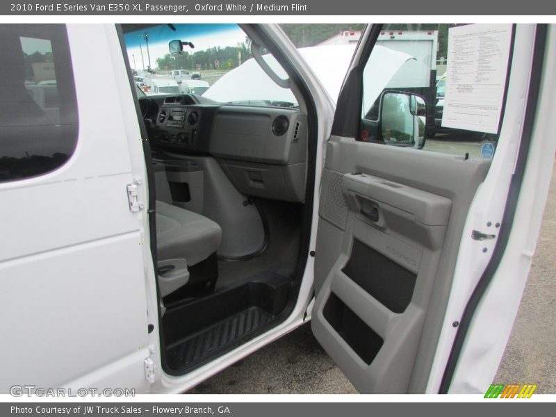 Oxford White / Medium Flint 2010 Ford E Series Van E350 XL Passenger