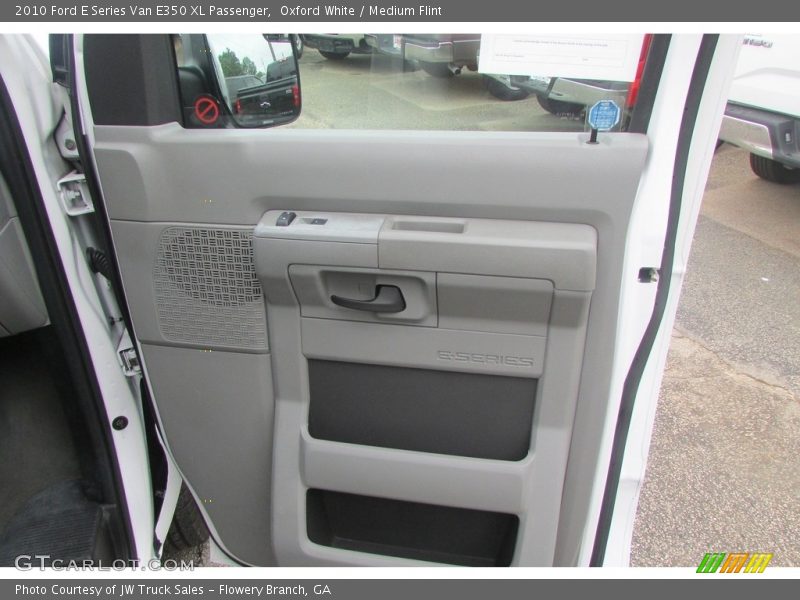 Oxford White / Medium Flint 2010 Ford E Series Van E350 XL Passenger