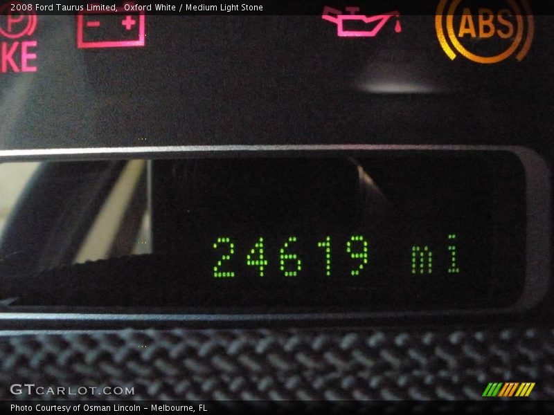 Oxford White / Medium Light Stone 2008 Ford Taurus Limited