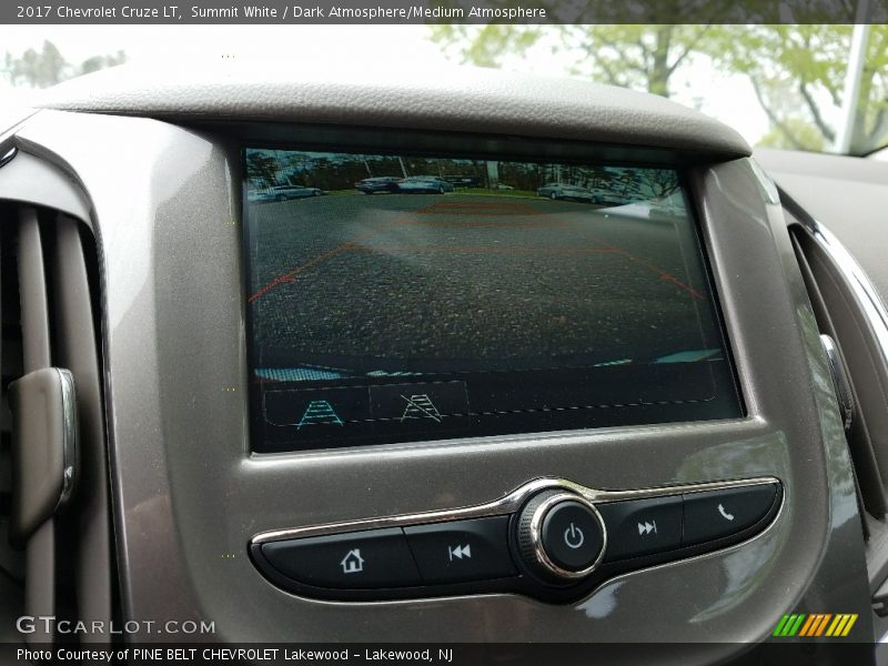 Summit White / Dark Atmosphere/Medium Atmosphere 2017 Chevrolet Cruze LT