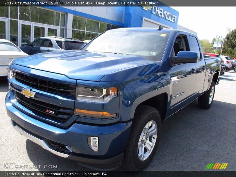 Deep Ocean Blue Metallic / Jet Black 2017 Chevrolet Silverado 1500 LT Double Cab 4x4