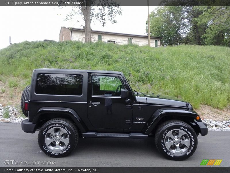 Black / Black 2017 Jeep Wrangler Sahara 4x4