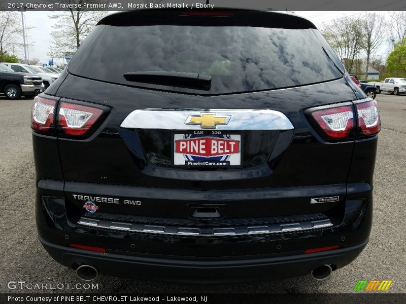 Mosaic Black Metallic / Ebony 2017 Chevrolet Traverse Premier AWD