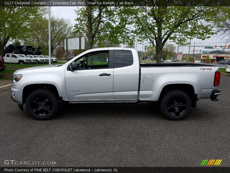 Silver Ice Metallic / Jet Black 2017 Chevrolet Colorado LT Extended Cab 4x4
