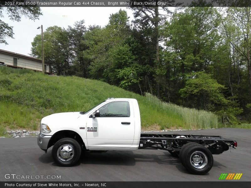 Bright White / Black/Diesel Gray 2017 Ram 3500 Tradesman Regular Cab 4x4 Chassis