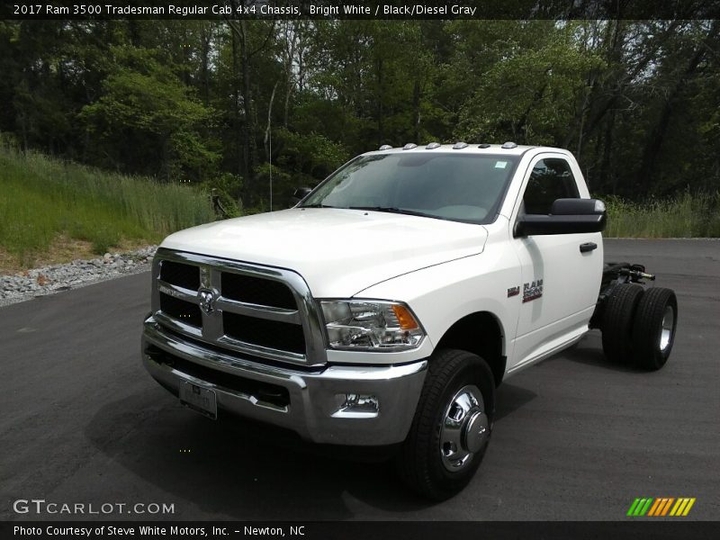 Bright White / Black/Diesel Gray 2017 Ram 3500 Tradesman Regular Cab 4x4 Chassis