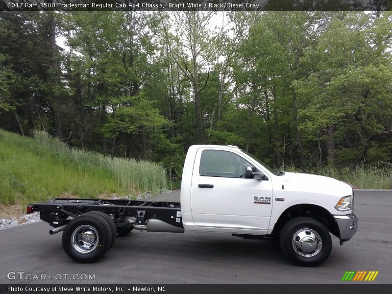 Bright White / Black/Diesel Gray 2017 Ram 3500 Tradesman Regular Cab 4x4 Chassis