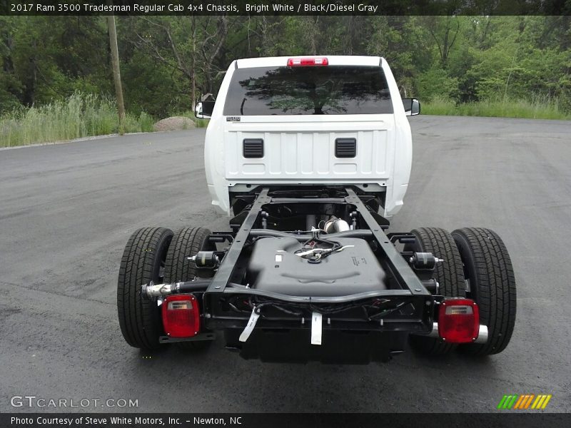 Bright White / Black/Diesel Gray 2017 Ram 3500 Tradesman Regular Cab 4x4 Chassis