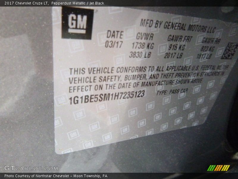 Pepperdust Metallic / Jet Black 2017 Chevrolet Cruze LT