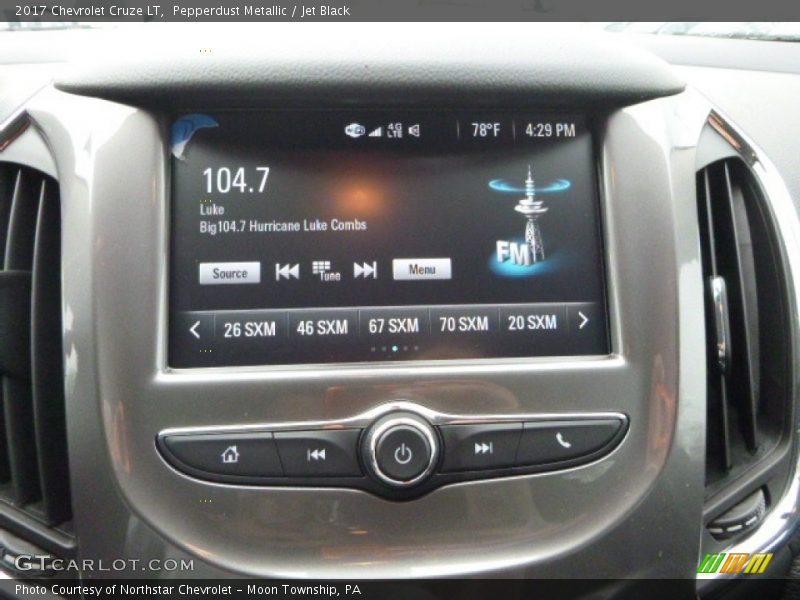 Pepperdust Metallic / Jet Black 2017 Chevrolet Cruze LT
