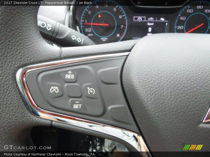 Pepperdust Metallic / Jet Black 2017 Chevrolet Cruze LT