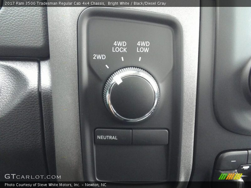 Bright White / Black/Diesel Gray 2017 Ram 3500 Tradesman Regular Cab 4x4 Chassis