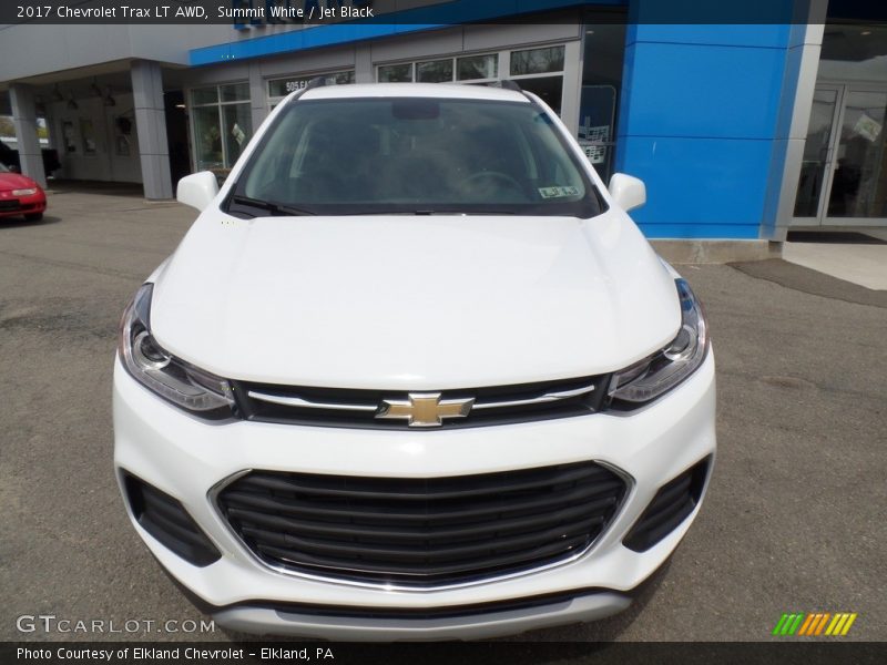 Summit White / Jet Black 2017 Chevrolet Trax LT AWD