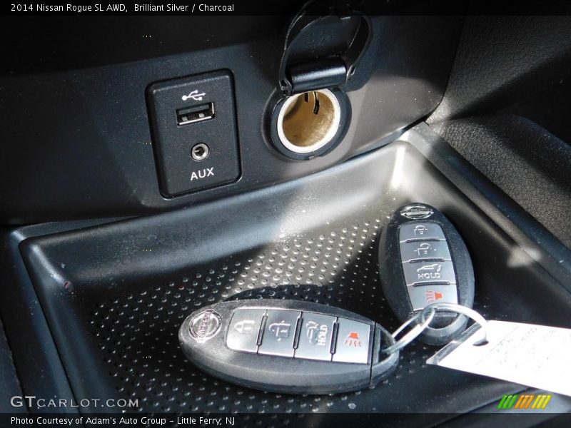 Brilliant Silver / Charcoal 2014 Nissan Rogue SL AWD