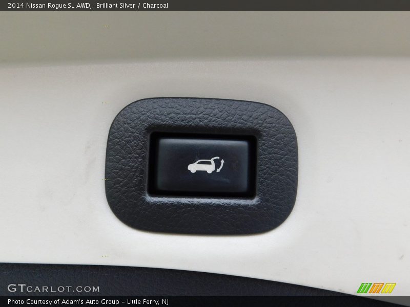 Brilliant Silver / Charcoal 2014 Nissan Rogue SL AWD