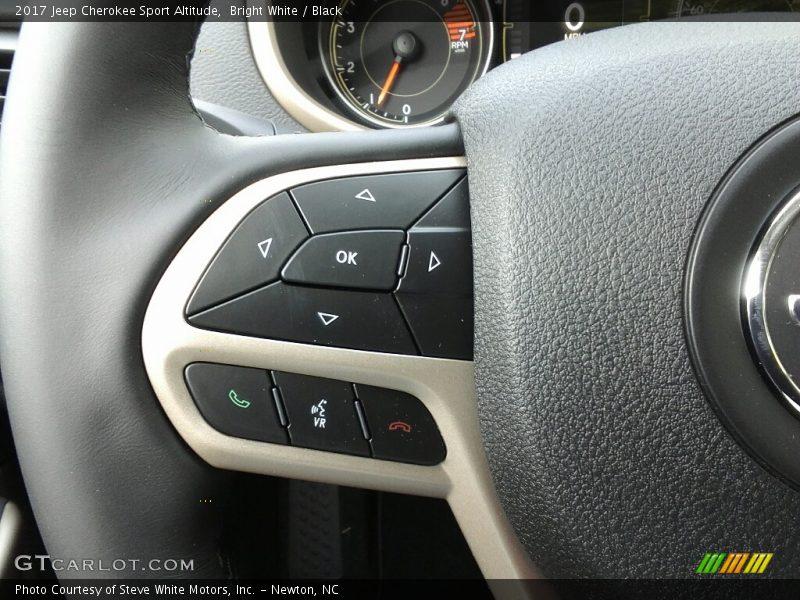 Bright White / Black 2017 Jeep Cherokee Sport Altitude