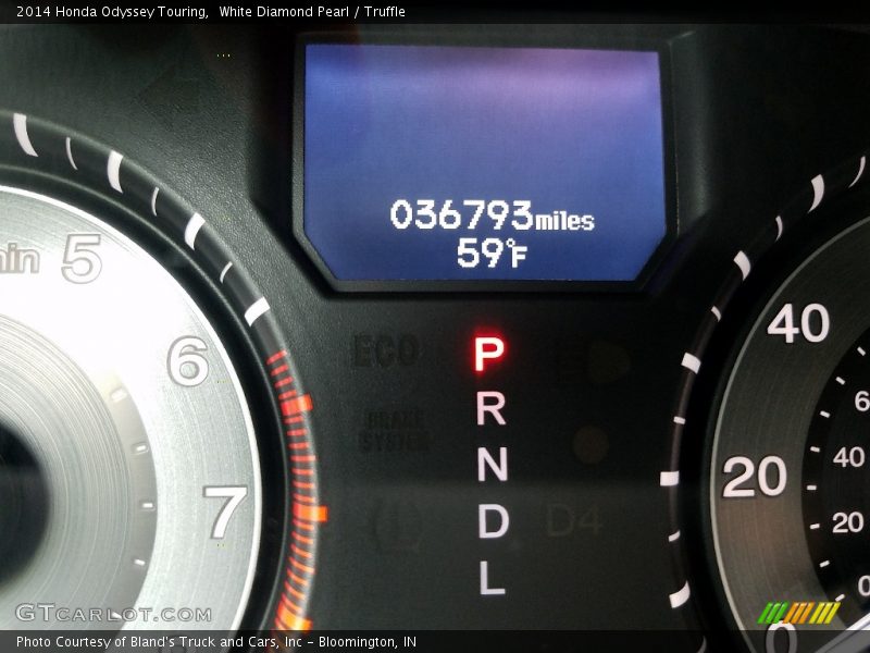 White Diamond Pearl / Truffle 2014 Honda Odyssey Touring