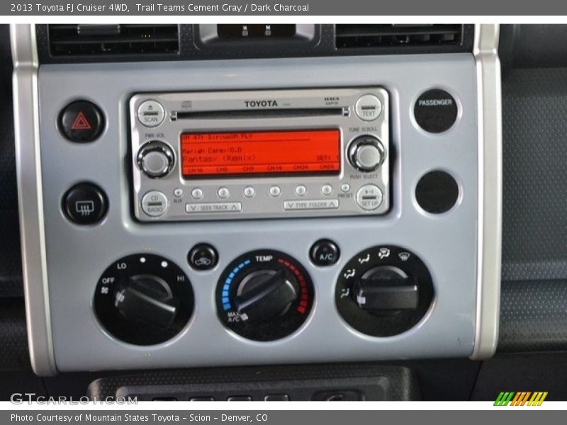 Trail Teams Cement Gray / Dark Charcoal 2013 Toyota FJ Cruiser 4WD