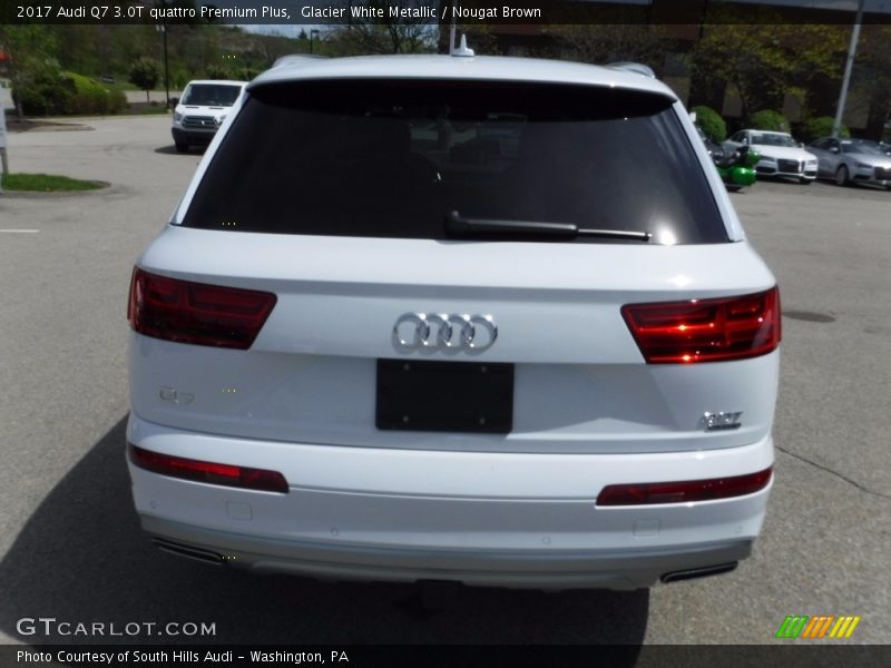 Glacier White Metallic / Nougat Brown 2017 Audi Q7 3.0T quattro Premium Plus