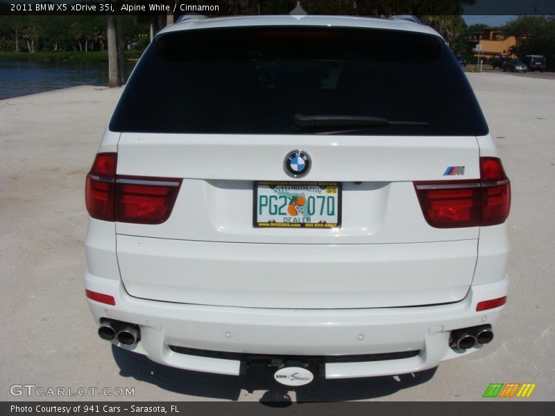Alpine White / Cinnamon 2011 BMW X5 xDrive 35i