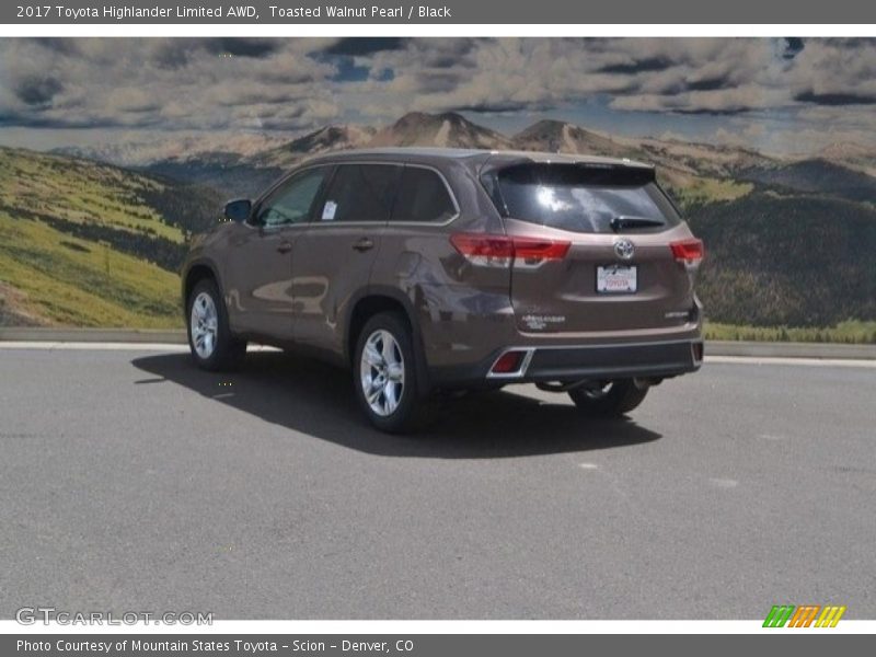 Toasted Walnut Pearl / Black 2017 Toyota Highlander Limited AWD