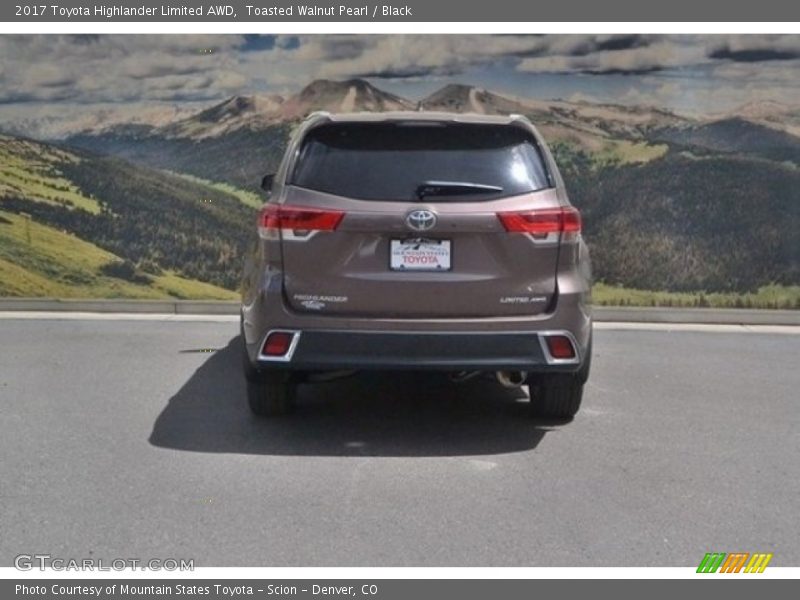 Toasted Walnut Pearl / Black 2017 Toyota Highlander Limited AWD