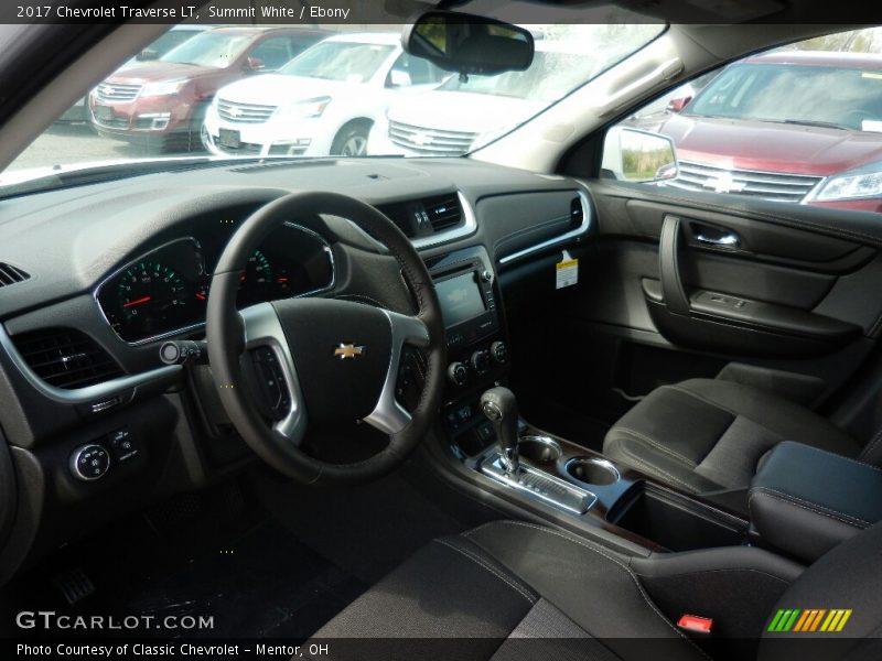 Summit White / Ebony 2017 Chevrolet Traverse LT