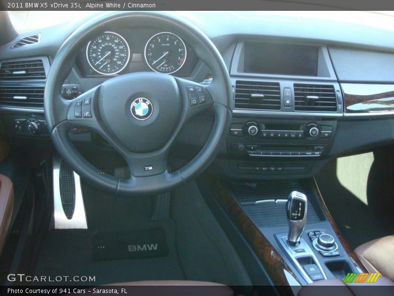 Alpine White / Cinnamon 2011 BMW X5 xDrive 35i