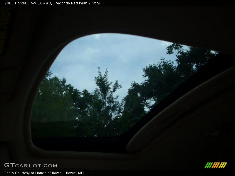 Redondo Red Pearl / Ivory 2005 Honda CR-V EX 4WD