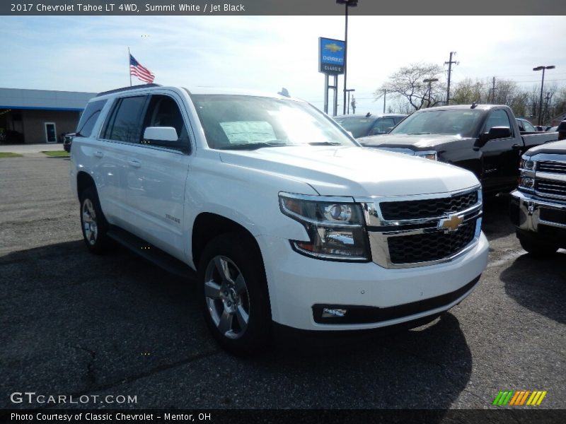 Summit White / Jet Black 2017 Chevrolet Tahoe LT 4WD