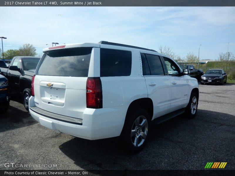 Summit White / Jet Black 2017 Chevrolet Tahoe LT 4WD