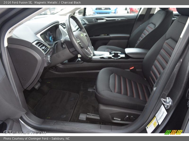 Magnetic Metallic / Charcoal Black 2016 Ford Fusion SE