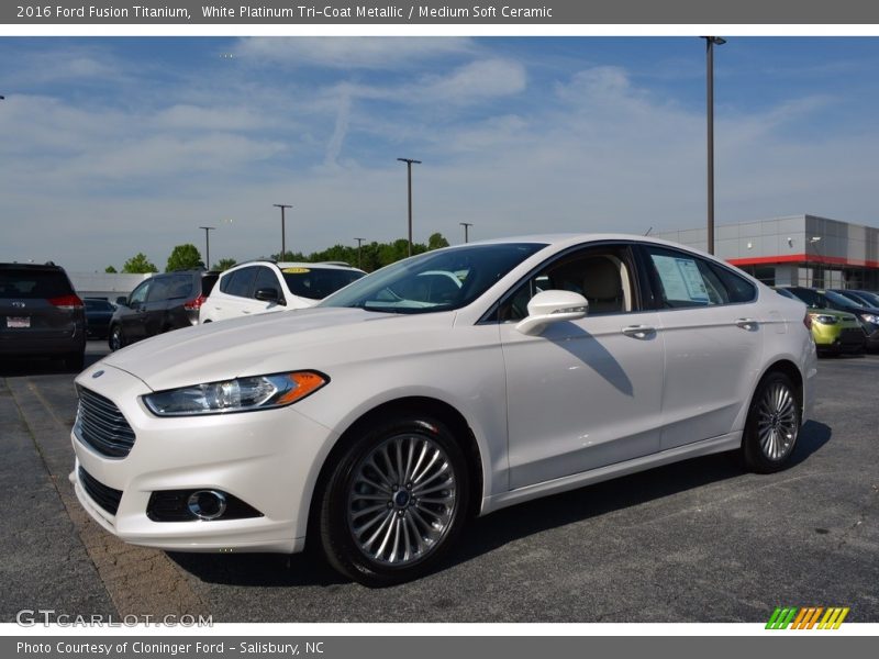White Platinum Tri-Coat Metallic / Medium Soft Ceramic 2016 Ford Fusion Titanium