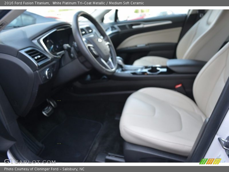 White Platinum Tri-Coat Metallic / Medium Soft Ceramic 2016 Ford Fusion Titanium