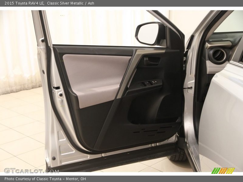 Classic Silver Metallic / Ash 2015 Toyota RAV4 LE