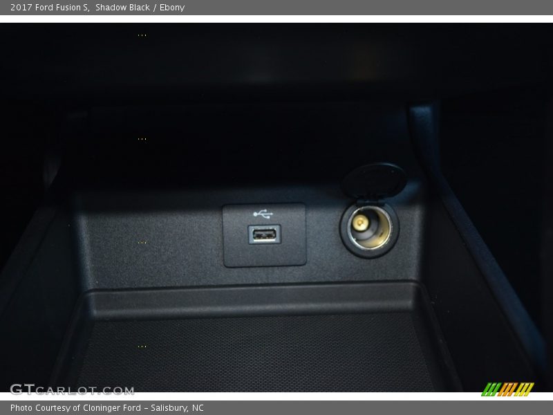 Shadow Black / Ebony 2017 Ford Fusion S