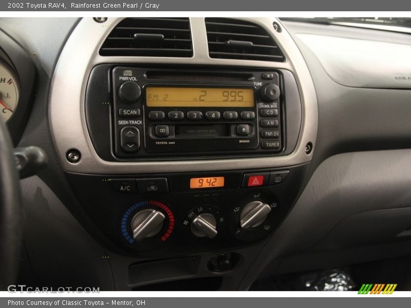 Rainforest Green Pearl / Gray 2002 Toyota RAV4