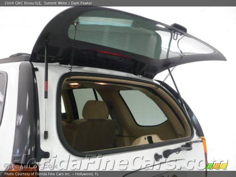 Summit White / Dark Pewter 2004 GMC Envoy SLE