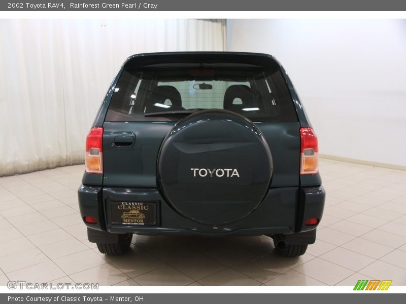 Rainforest Green Pearl / Gray 2002 Toyota RAV4