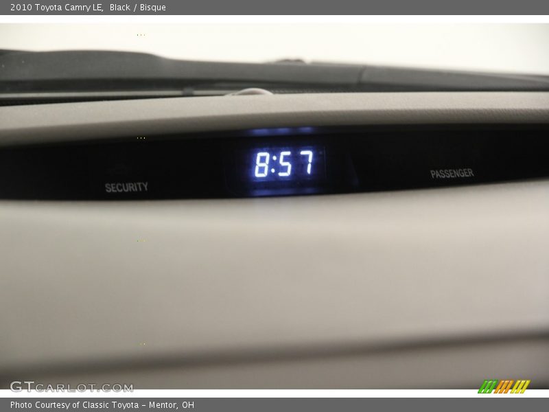 Black / Bisque 2010 Toyota Camry LE