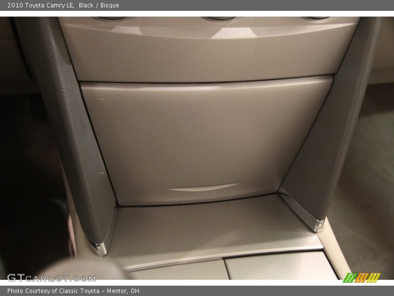 Black / Bisque 2010 Toyota Camry LE