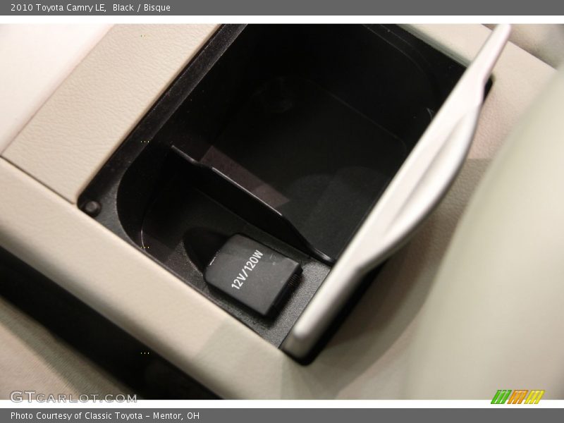 Black / Bisque 2010 Toyota Camry LE