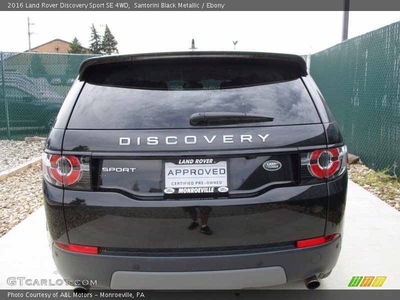 Santorini Black Metallic / Ebony 2016 Land Rover Discovery Sport SE 4WD