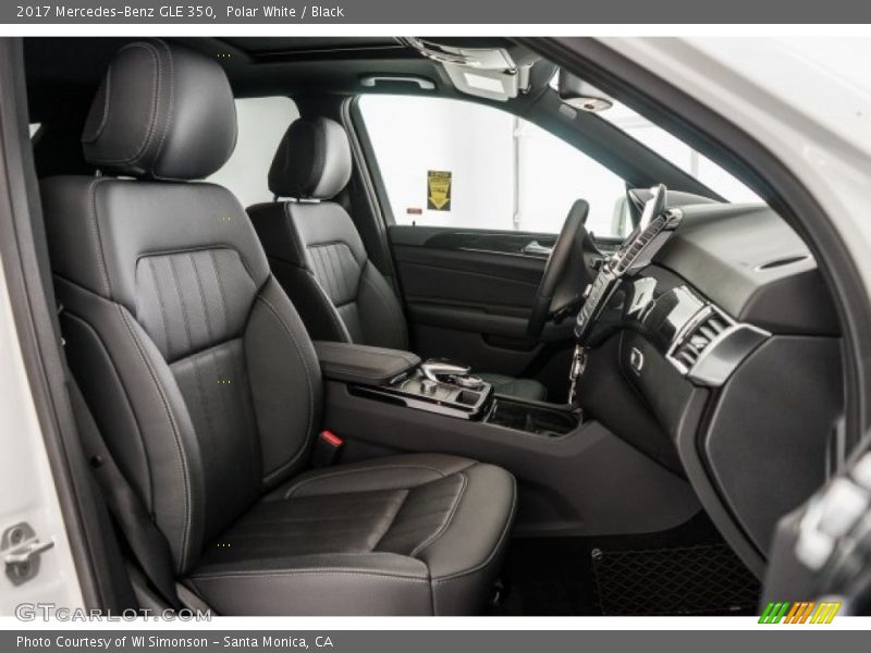 Polar White / Black 2017 Mercedes-Benz GLE 350
