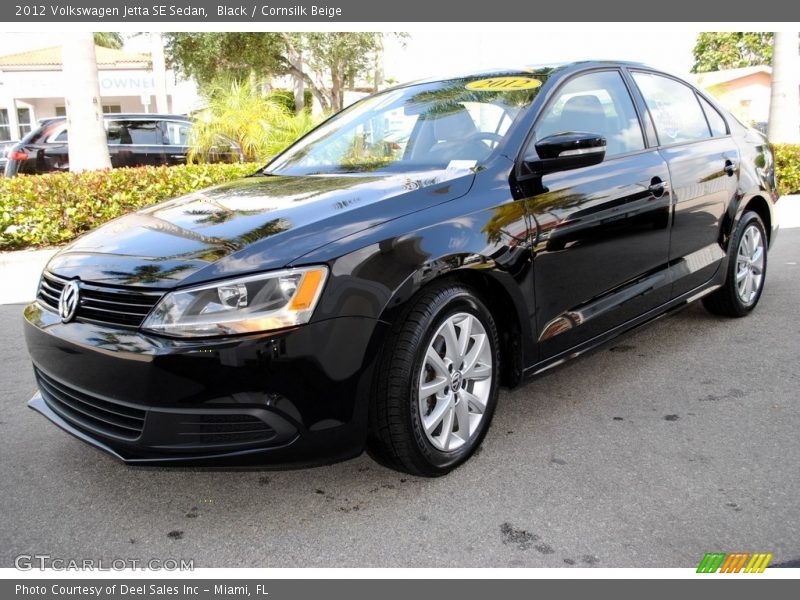 Black / Cornsilk Beige 2012 Volkswagen Jetta SE Sedan