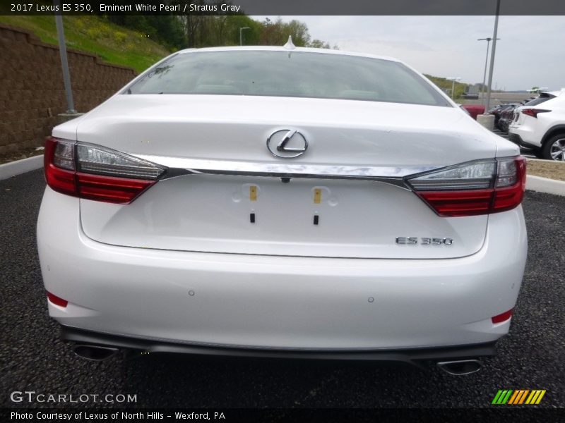Eminent White Pearl / Stratus Gray 2017 Lexus ES 350