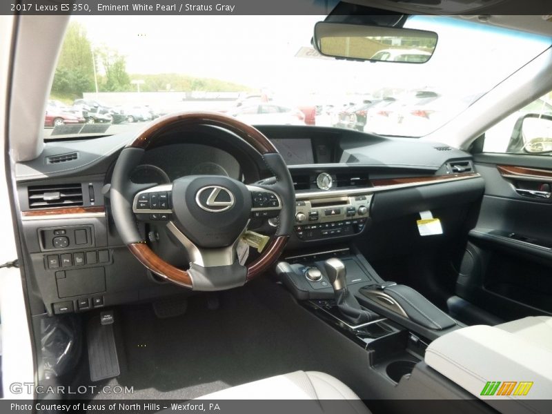 Eminent White Pearl / Stratus Gray 2017 Lexus ES 350
