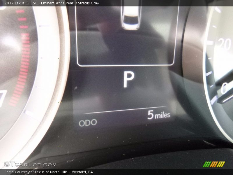 Eminent White Pearl / Stratus Gray 2017 Lexus ES 350