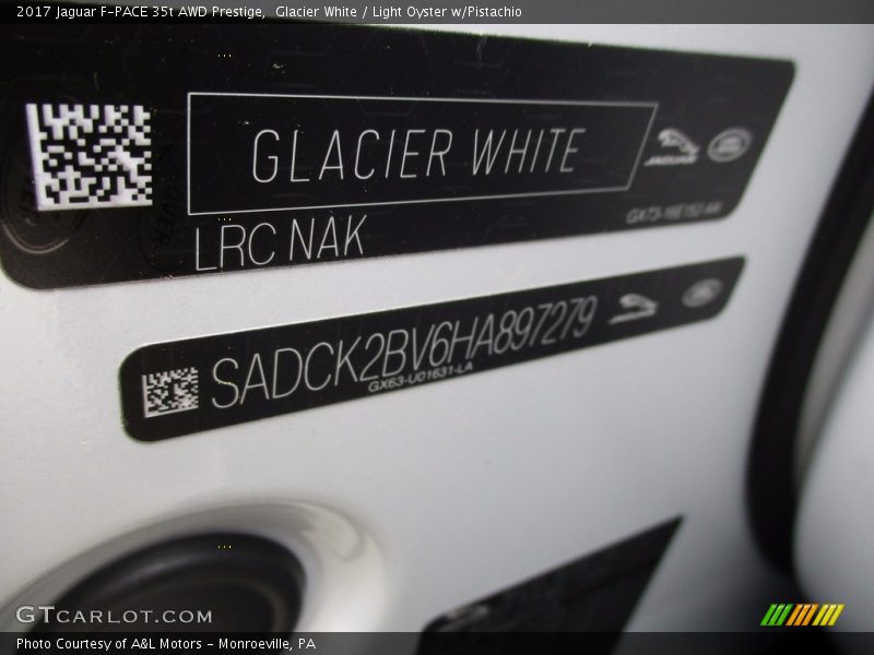 Glacier White / Light Oyster w/Pistachio 2017 Jaguar F-PACE 35t AWD Prestige