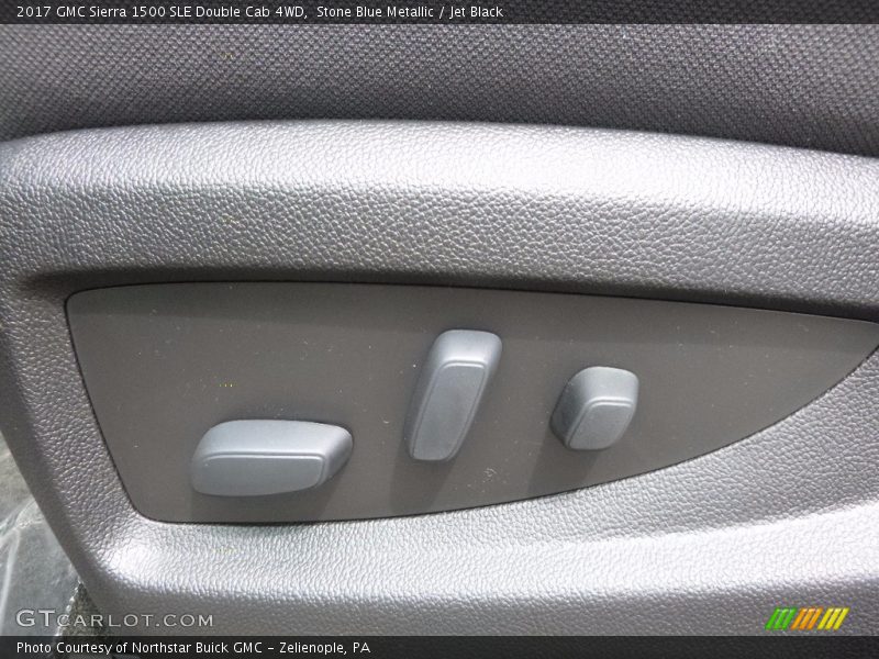Stone Blue Metallic / Jet Black 2017 GMC Sierra 1500 SLE Double Cab 4WD